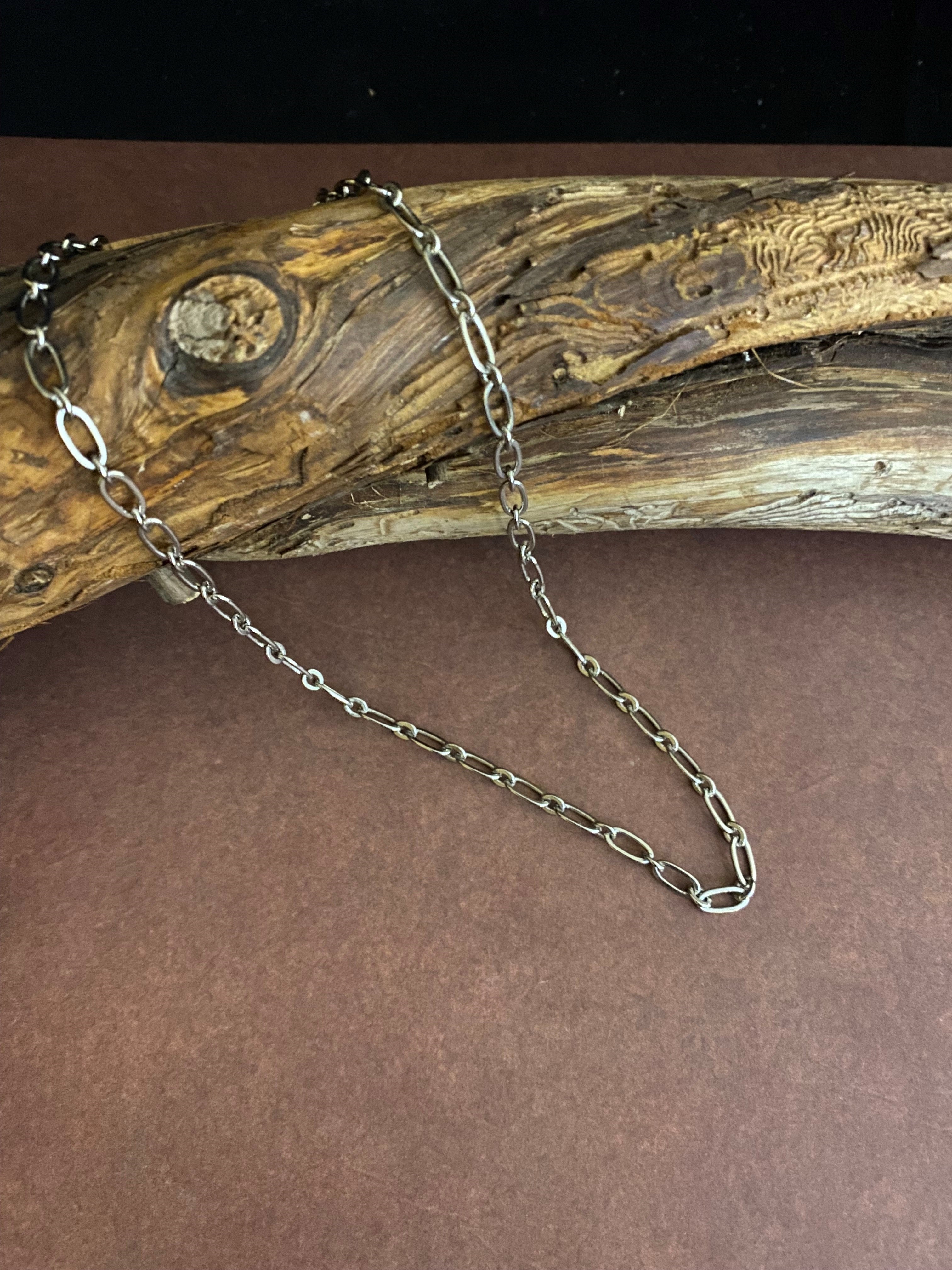 LARGE LINK CHAIN